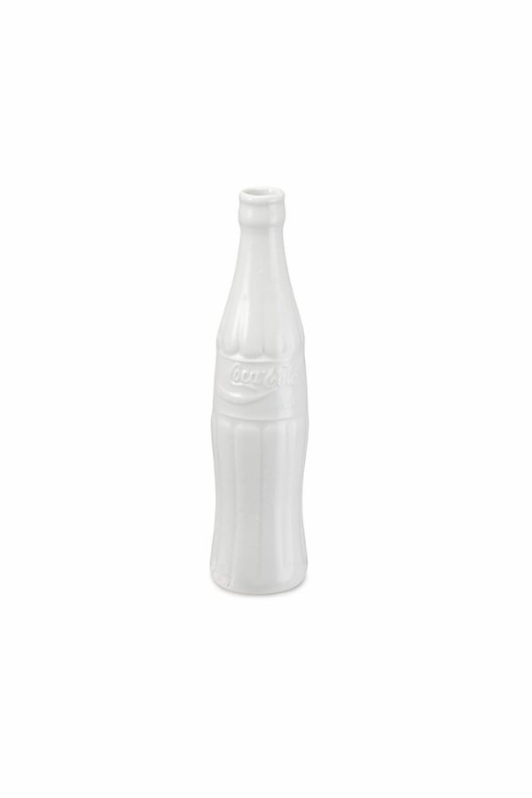 Christina Morali Coke White