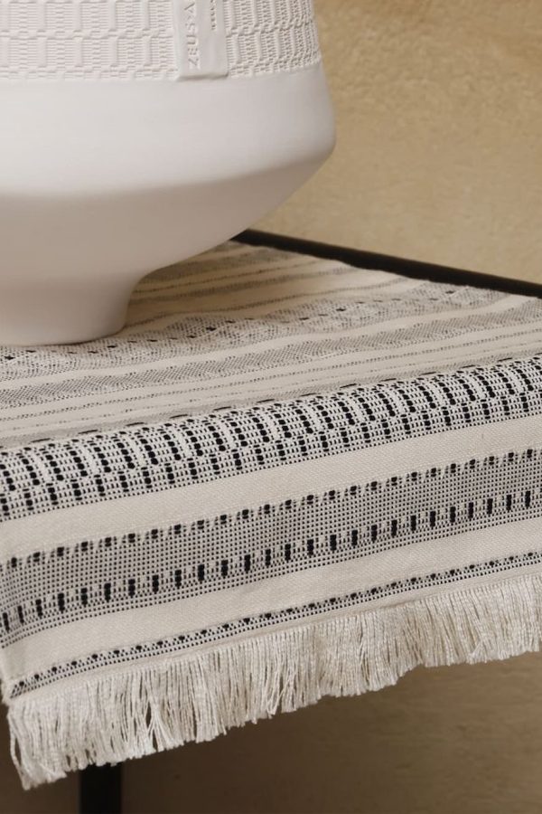 ZEUS + DIONE Spathoto Set of 4 Placemats