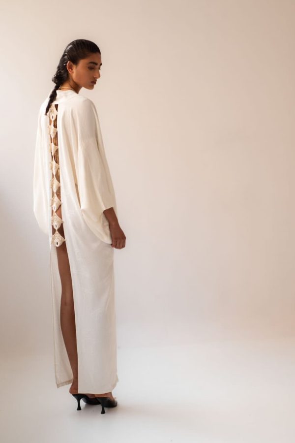Sadh Sneha Kimono Square Sleeve White