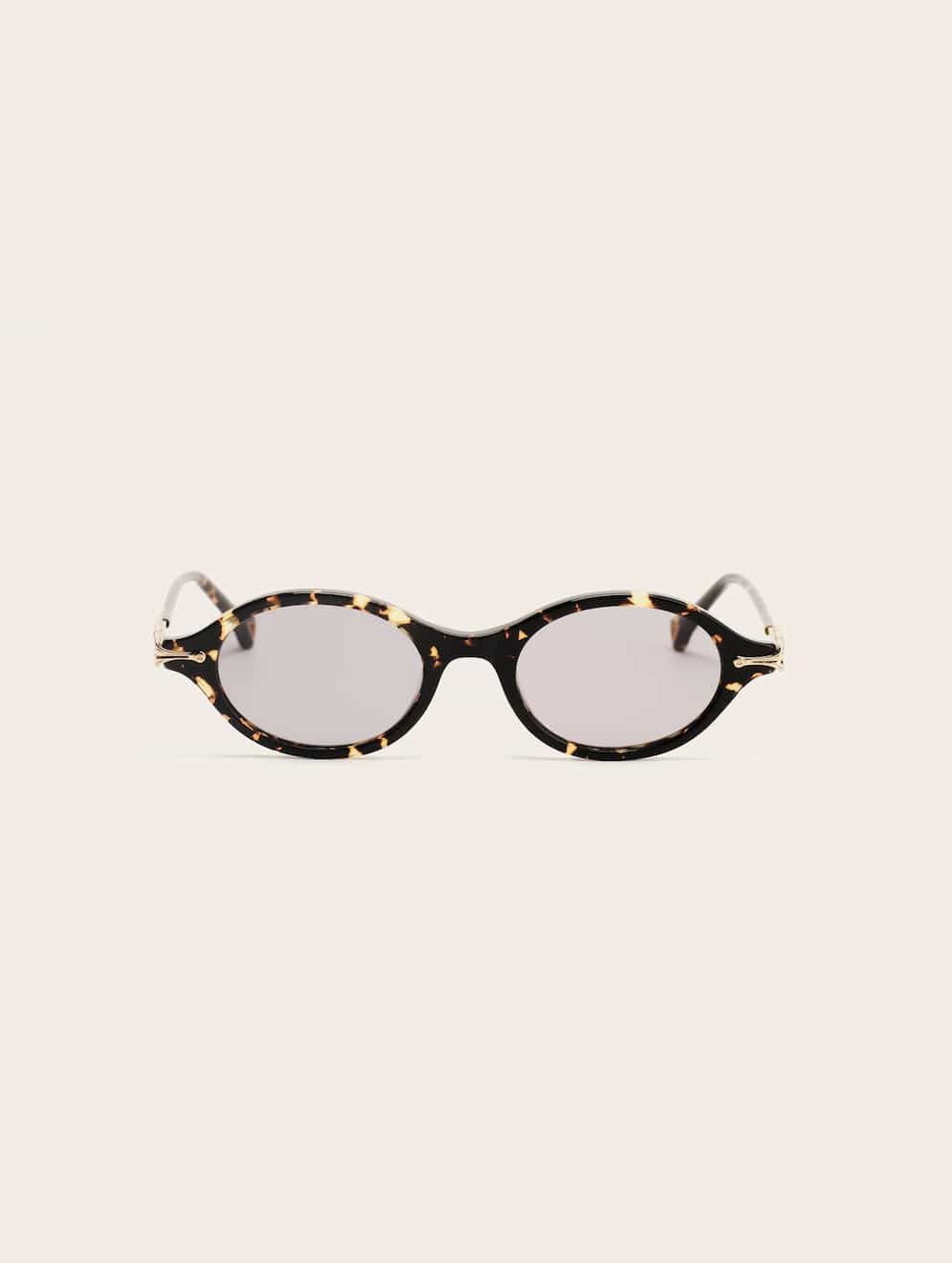 zeusdion oval shaped sunglasses with metallic details brown tortoise1