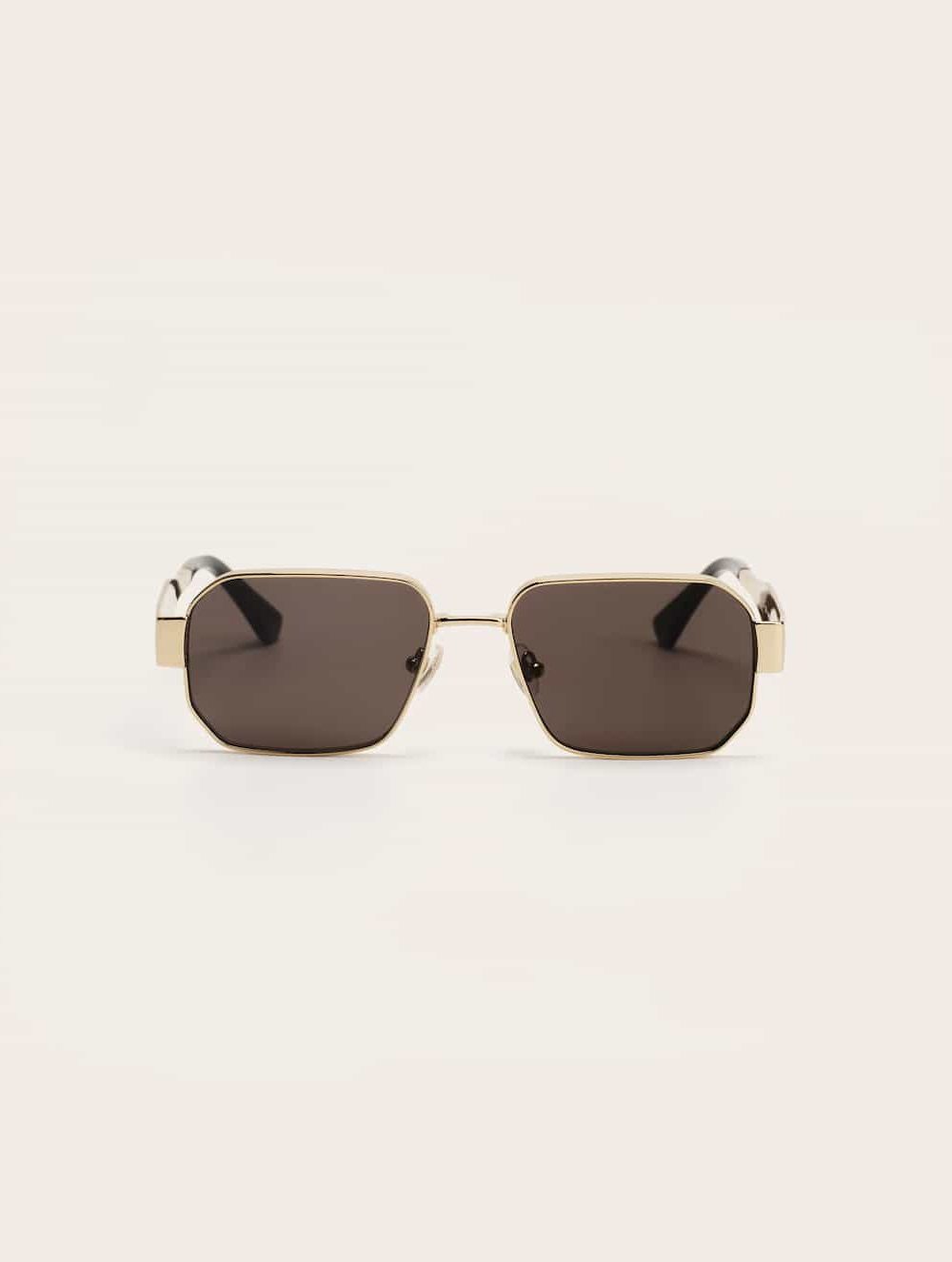 zeusdion square shaped metallic sunglasses with an engraved logo gold black1