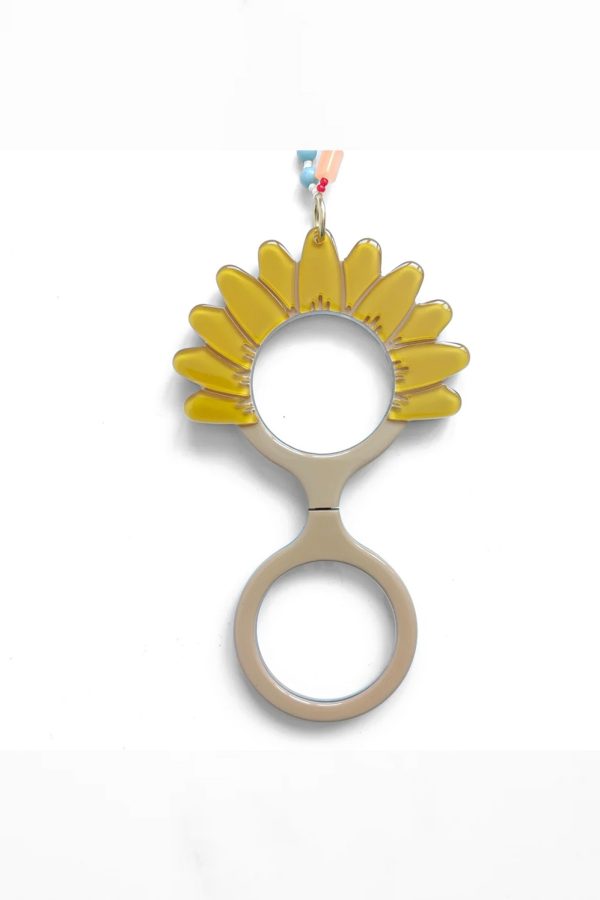 Flippan Look Daisy Mustard Pendant Glasses