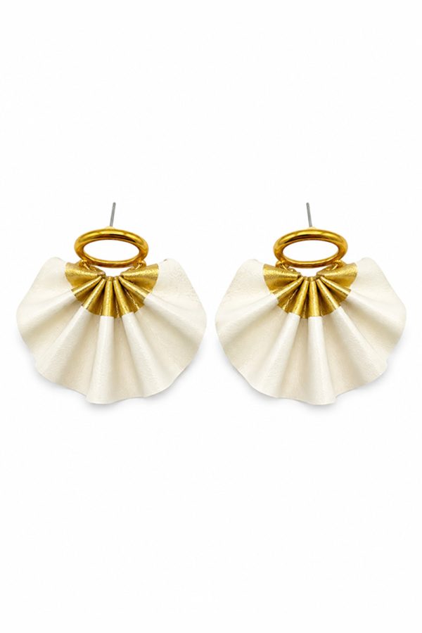 Leather Trinkets Round Melody Earrings White