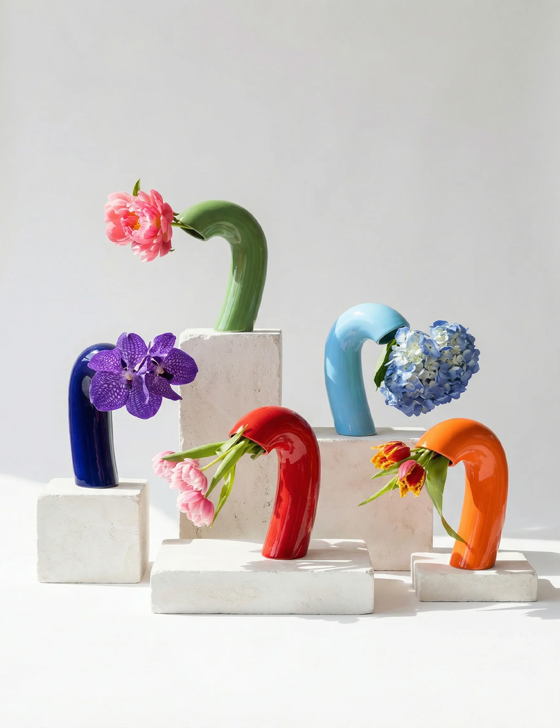 HOUBI Vita Vase in Cobalt Blue - Image 5