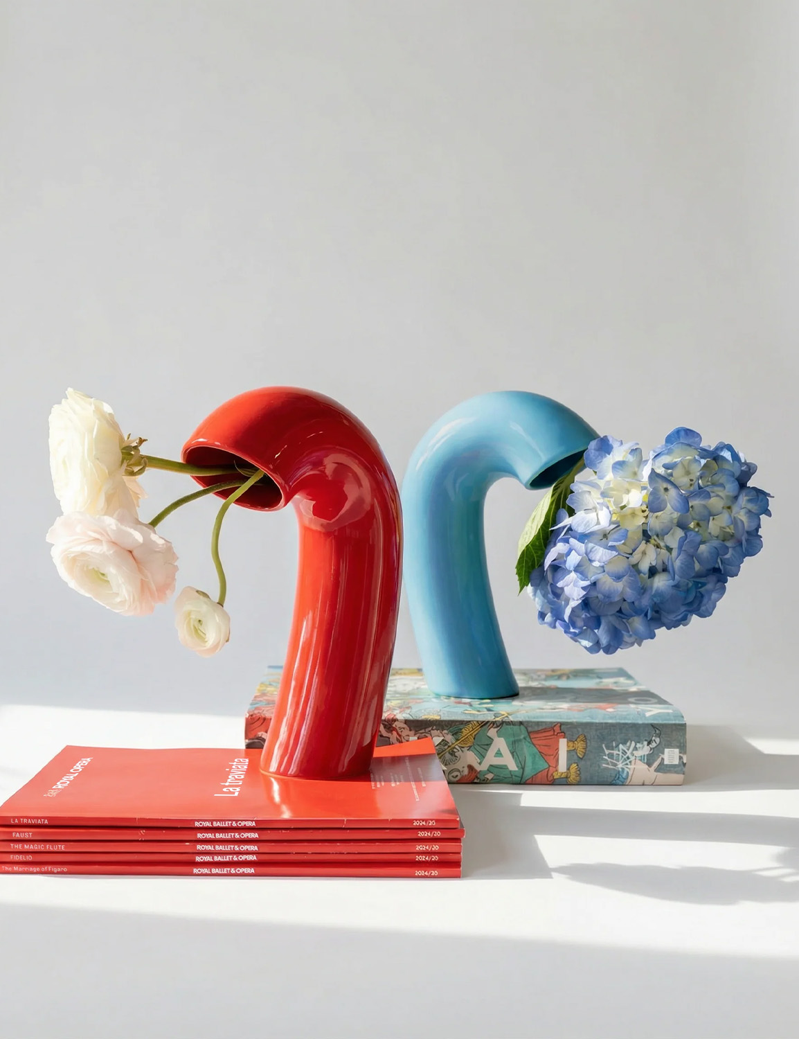 HOUBI Vita Vase in Poppy Red - Image 2